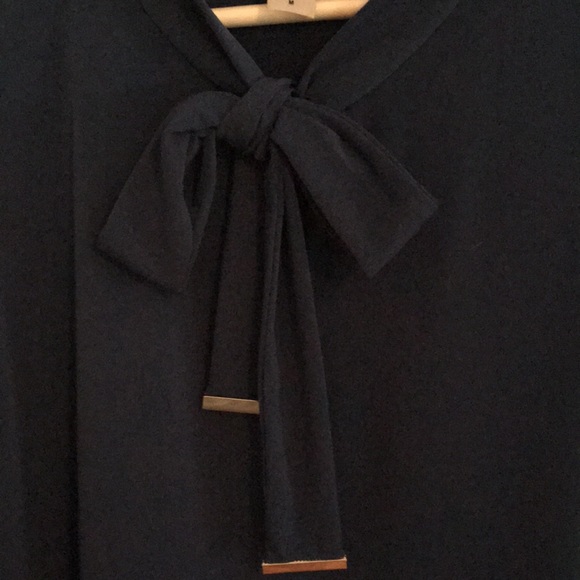 Top - Picture 2 of 4